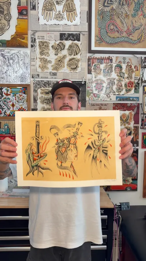 Christophe presents a painted flash sheet.